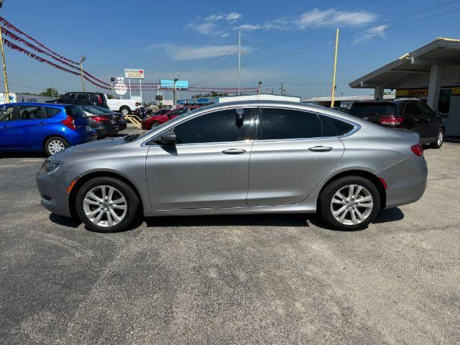2015 SILVER Chrysler 200 Limited (1C3CCCAB2FN) with an 2.4L L4 DOHC 16V engine, 9-Speed Automatic transmission, located at 2715 W Pioneer Pkwy, Arlington, TX, 76013, (817) 265-9009, 32.710262, -97.153236 - Photo #1