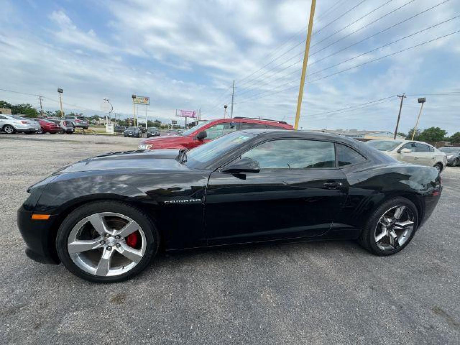 2015 BLACK Chevrolet Camaro 1LT Coupe (2G1FD1E37F9) with an 3.6L V6 DOHC 24V FFV engine, 6-Speed Automatic transmission, located at 2715 W Pioneer Pkwy, Arlington, TX, 76013, (817) 265-9009, 32.710262, -97.153236 - Photo #1