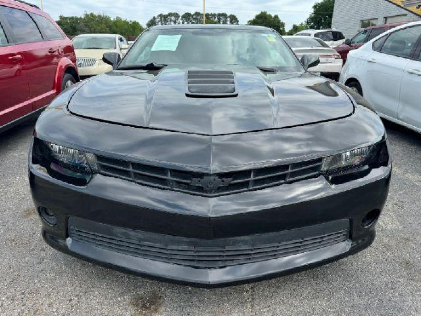 2015 BLACK Chevrolet Camaro 1LT Coupe (2G1FD1E37F9) with an 3.6L V6 DOHC 24V FFV engine, 6-Speed Automatic transmission, located at 2715 W Pioneer Pkwy, Arlington, TX, 76013, (817) 265-9009, 32.710262, -97.153236 - Photo #3