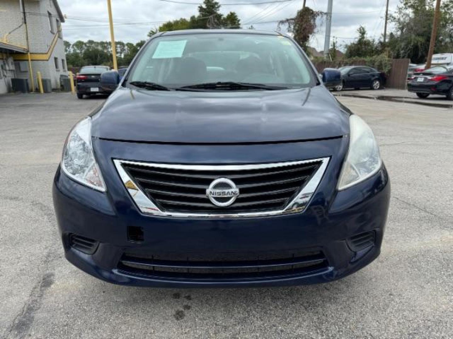2014 BLUE Nissan Versa 1.6 SL Sedan (3N1CN7APXEK) with an 1.6L L4 DOHC 16V engine, Continuously Variabl transmission, located at 2715 W Pioneer Pkwy, Arlington, TX, 76013, (817) 265-9009, 32.710262, -97.153236 - Photo#3