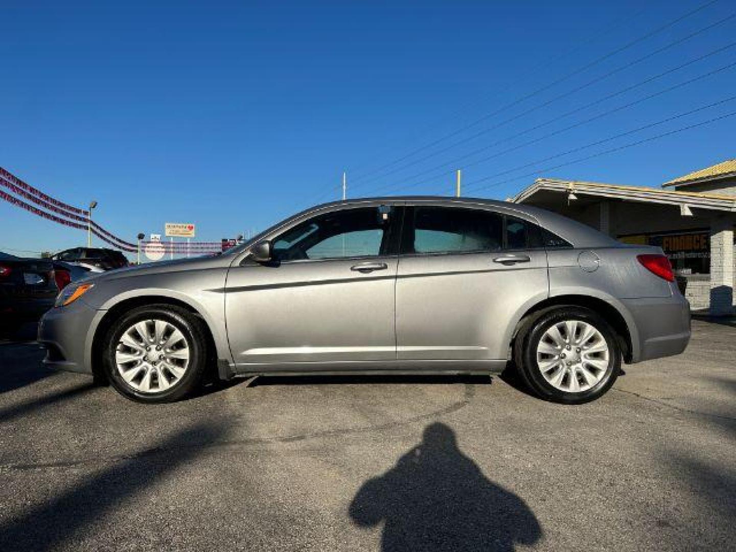 2014 Billet Silver Metall Chrysler 200 LX (1C3CCBABXEN) with an 2.4L L4 DOHC 16V engine, 6-Speed Automatic transmission, located at 2715 W Pioneer Pkwy, Arlington, TX, 76013, (817) 265-9009, 32.710262, -97.153236 - Photo#1