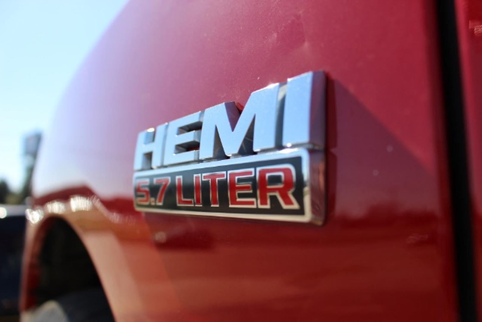 2014 Red RAM 1500 SLT Quad Cab 2WD (1C6RR6GT3ES) with an 5.7L V8 OHV 16V engine, 8-Speed Automatic transmission, located at 2715 W Pioneer Pkwy, Arlington, TX, 76013, (817) 265-9009, 32.710262, -97.153236- Photo#8