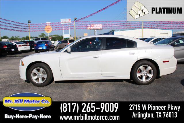 photo of 2014 Dodge Charger SE