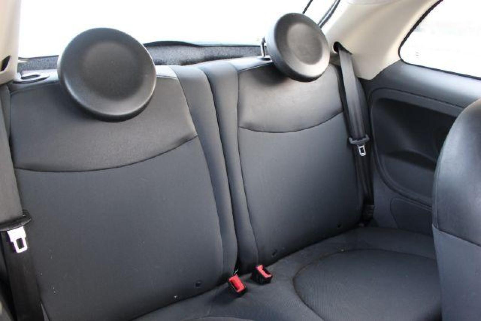 2016 Fiat 500 Pop Hatchback (3C3CFFAR0GT) with an 1.4L L4 engine, located at 2715 W Pioneer Pkwy, Arlington, TX, 76013, (817) 265-9009, 32.710262, -97.153236 - Photo#10