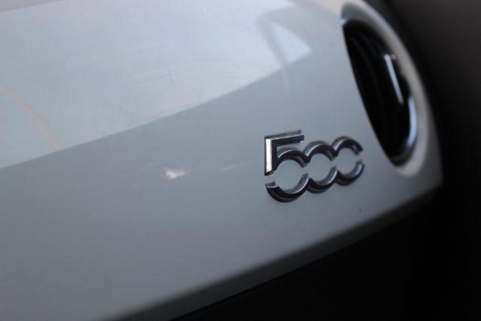 2016 Fiat 500 Pop Hatchback (3C3CFFAR0GT) with an 1.4L L4 engine, located at 2715 W Pioneer Pkwy, Arlington, TX, 76013, (817) 265-9009, 32.710262, -97.153236 - Photo#16