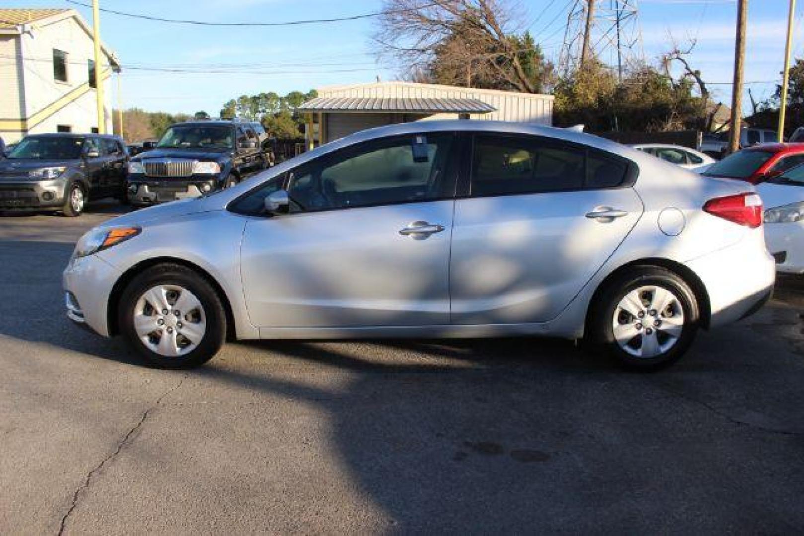 2014 SILVER Kia Forte LX A6 (KNAFK4A64E5) with an 1.8L L4 DOHC 16V engine, 6-Speed Automatic transmission, located at 2715 W Pioneer Pkwy, Arlington, TX, 76013, (817) 265-9009, 32.710262, -97.153236 - Photo#1