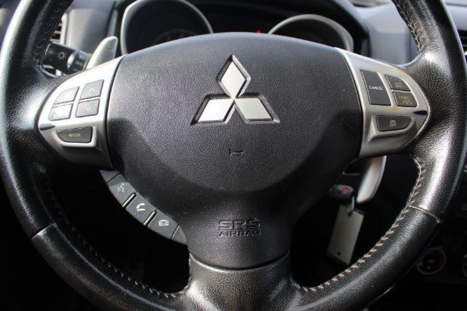 2013 BLACK Mitsubishi Outlander Sport ES 2WD (4A4AP3AU1DE) with an 2.0L L4 DOHC 16V engine, located at 2715 W Pioneer Pkwy, Arlington, TX, 76013, (817) 265-9009, 32.710262, -97.153236 - Photo#17