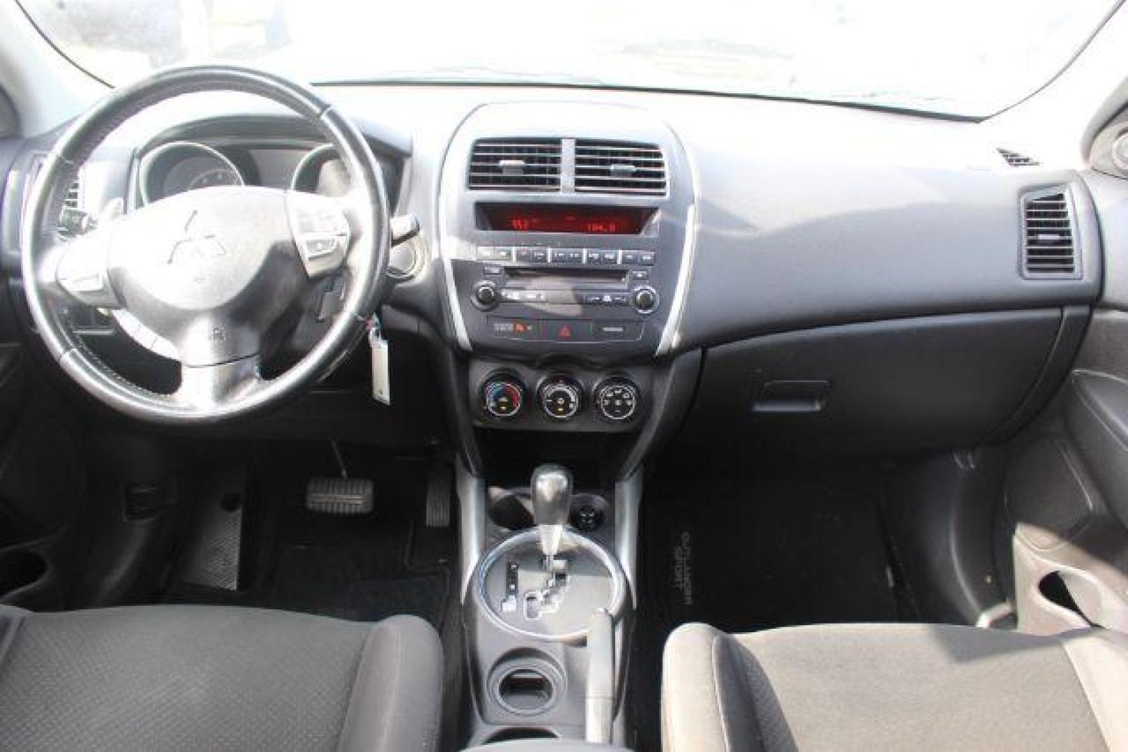 2013 BLACK Mitsubishi Outlander Sport ES 2WD (4A4AP3AU1DE) with an 2.0L L4 DOHC 16V engine, located at 2715 W Pioneer Pkwy, Arlington, TX, 76013, (817) 265-9009, 32.710262, -97.153236 - Photo#11