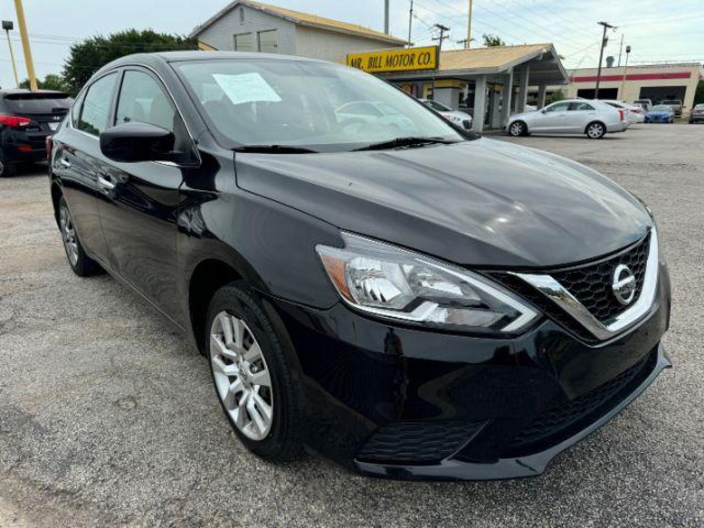 2017 Nissan Sentra SEDAN 4-DR (3N1AB7AP0HL) with an 1.8L L4 SFI DOHC 16V engine, Continuously Variable Transmission transmission, located at 2715 W Pioneer Pkwy, Arlington, TX, 76013, (817) 265-9009, 32.710262, -97.153236 - Photo#5