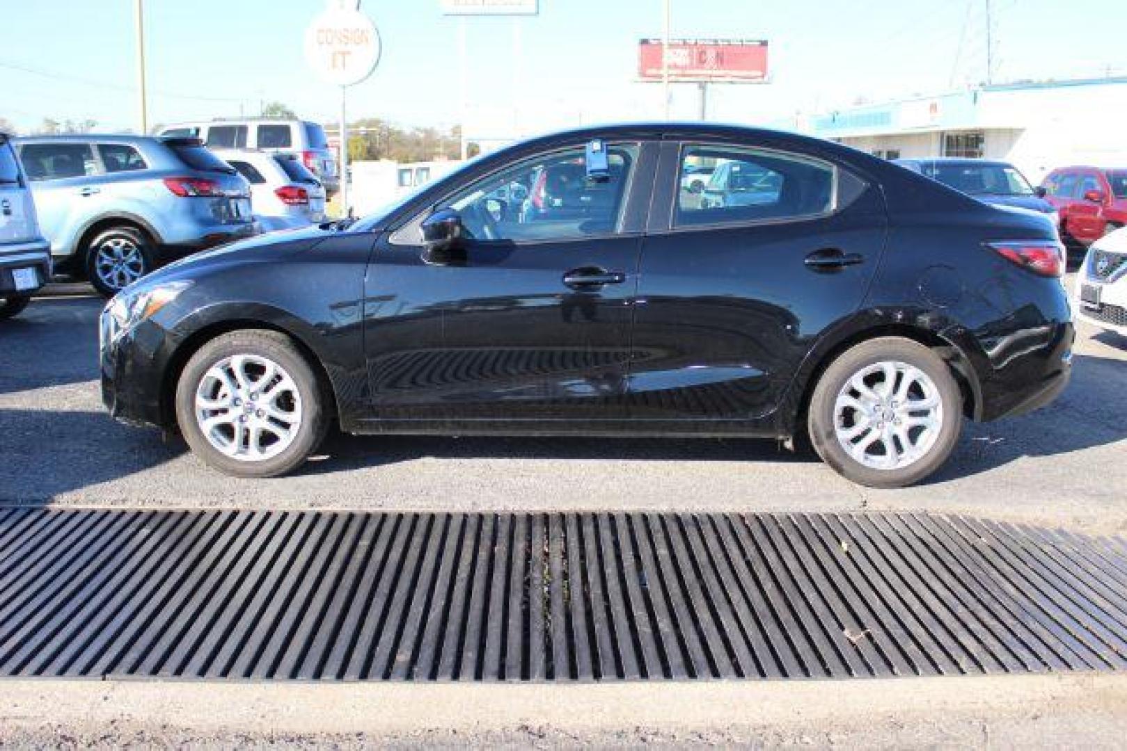 2018 BLACK Toyota Yaris iA 6A (3MYDLBYV2JY) with an 1.5L L4 DOHC 16V engine, 6-Speed Automatic transmission, located at 2715 W Pioneer Pkwy, Arlington, TX, 76013, (817) 265-9009, 32.710262, -97.153236 - Photo#1
