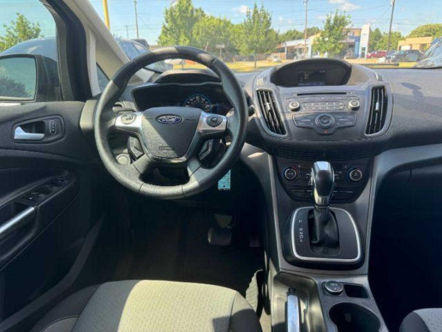 2018 Blue Ford C-Max Hybrid SE (1FADP5AU5JL) with an 2.0L L4 DOHC 16V HYB engine, Continuously Variabl transmission, located at 2715 W Pioneer Pkwy, Arlington, TX, 76013, (817) 265-9009, 32.710262, -97.153236 - Photo#13