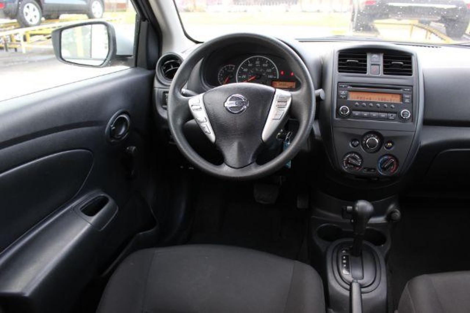 2017 Silver Nissan Versa 1.6 S Plus (3N1CN7AP6HL) with an 1.6L L4 DOHC 16V engine, Continuously Variabl transmission, located at 2715 W Pioneer Pkwy, Arlington, TX, 76013, (817) 265-9009, 32.710262, -97.153236 - Photo#12
