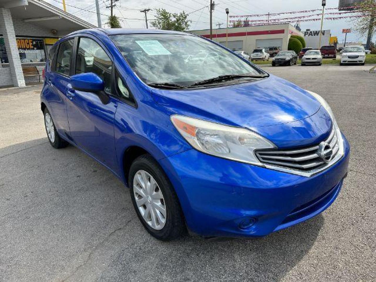 2015 Metallic Blue Nissan Versa Note SV (3N1CE2CP6FL) with an 1.6L L4 DOHC 16V engine, Continuously Variabl transmission, located at 2715 W Pioneer Pkwy, Arlington, TX, 76013, (817) 265-9009, 32.710262, -97.153236 - Photo#4