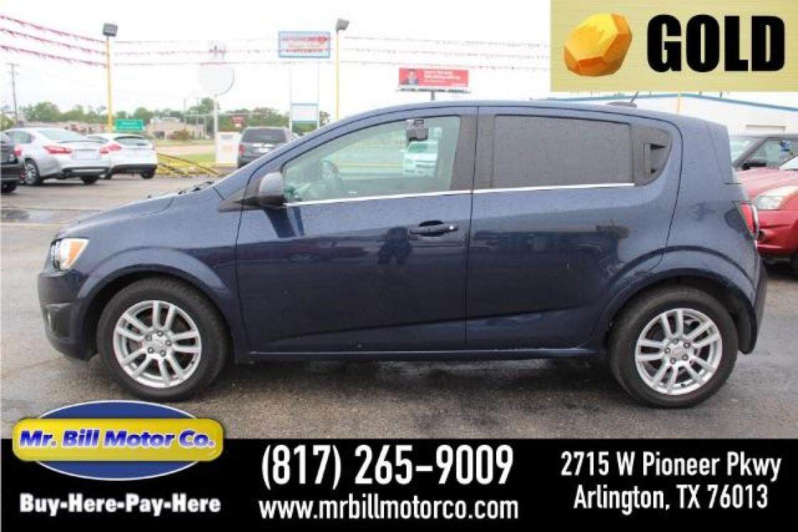 2015 BLUE Chevrolet Sonic LT Manual 5-Door (1G1JD6SG7F4) with an 1.8L L4 DOHC 24V engine, 5-Speed Manual transmission, located at 2715 W Pioneer Pkwy, Arlington, TX, 76013, (817) 265-9009, 32.710262, -97.153236 - Photo #0