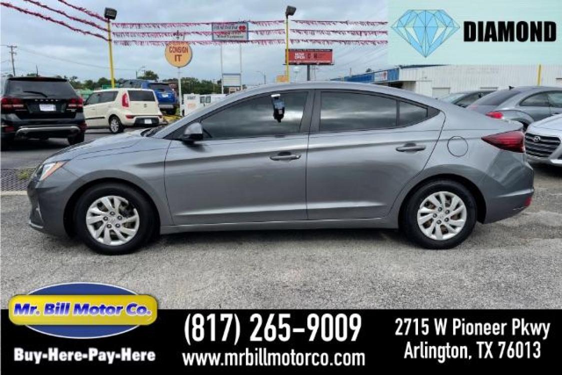 2019 Galactic Gray Hyundai Elantra SE 6AT (5NPD74LFXKH) with an 1.8L L4 DOHC 16V engine, 6-Speed Automatic transmission, located at 2715 W Pioneer Pkwy, Arlington, TX, 76013, (817) 265-9009, 32.710262, -97.153236 - Photo #0