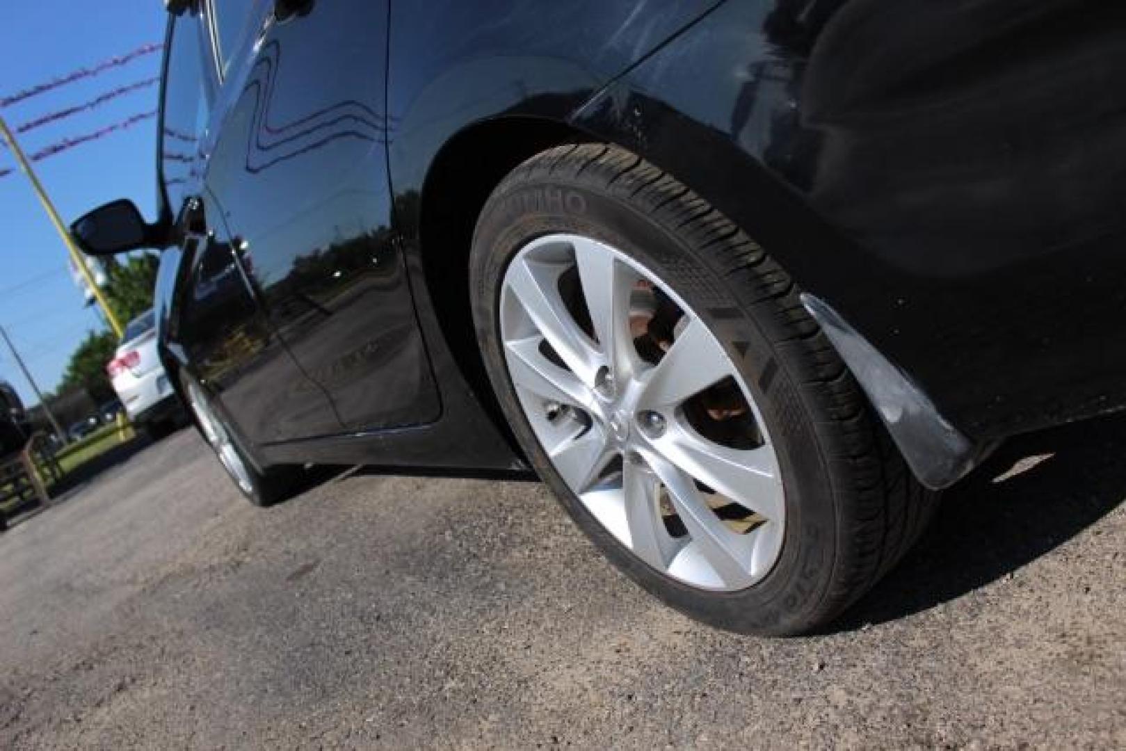 2014 BLACK Hyundai Accent GLS 4-Door (KMHCU4AE3EU) with an 1.6L L4 DOHC 16V engine, located at 2715 W Pioneer Pkwy, Arlington, TX, 76013, (817) 265-9009, 32.710262, -97.153236 - Photo#8