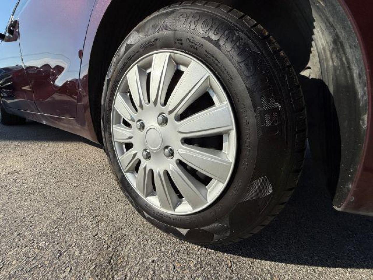 2018 MAROON Kia Forte LX 6A (3KPFK4A70JE) with an 2.0L L4 DOHC 16V engine, 6-Speed Automatic transmission, located at 2715 W Pioneer Pkwy, Arlington, TX, 76013, (817) 265-9009, 32.710262, -97.153236 - Photo#10