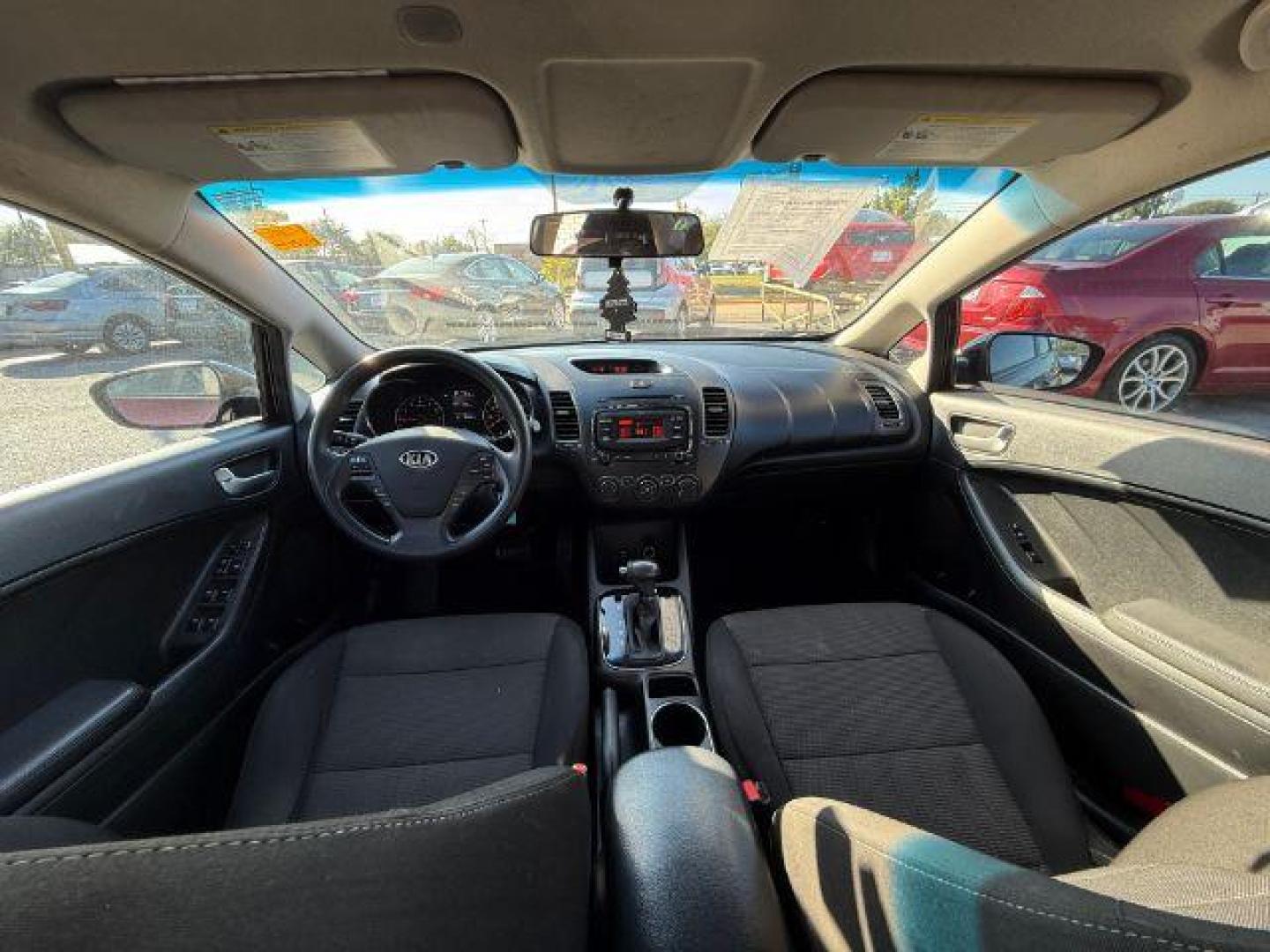 2018 MAROON Kia Forte LX 6A (3KPFK4A70JE) with an 2.0L L4 DOHC 16V engine, 6-Speed Automatic transmission, located at 2715 W Pioneer Pkwy, Arlington, TX, 76013, (817) 265-9009, 32.710262, -97.153236 - Photo#13