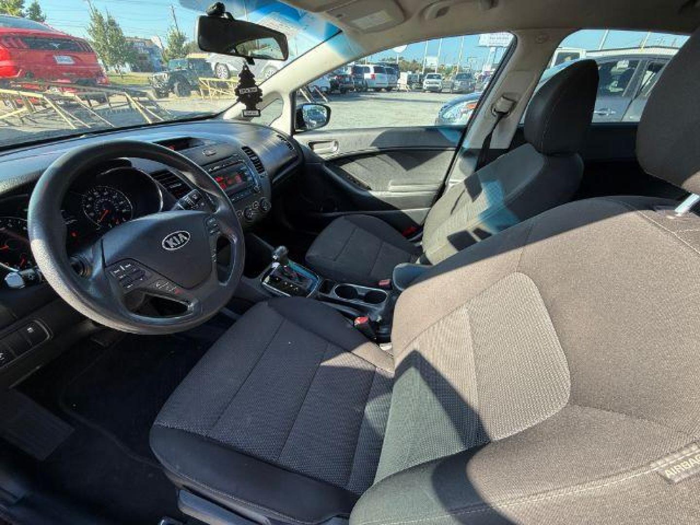 2018 MAROON Kia Forte LX 6A (3KPFK4A70JE) with an 2.0L L4 DOHC 16V engine, 6-Speed Automatic transmission, located at 2715 W Pioneer Pkwy, Arlington, TX, 76013, (817) 265-9009, 32.710262, -97.153236 - Photo#14
