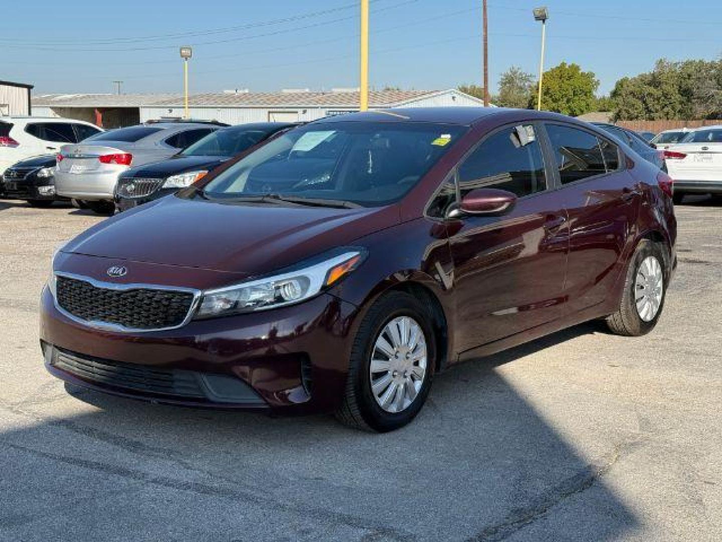 2018 MAROON Kia Forte LX 6A (3KPFK4A70JE) with an 2.0L L4 DOHC 16V engine, 6-Speed Automatic transmission, located at 2715 W Pioneer Pkwy, Arlington, TX, 76013, (817) 265-9009, 32.710262, -97.153236 - Photo#3