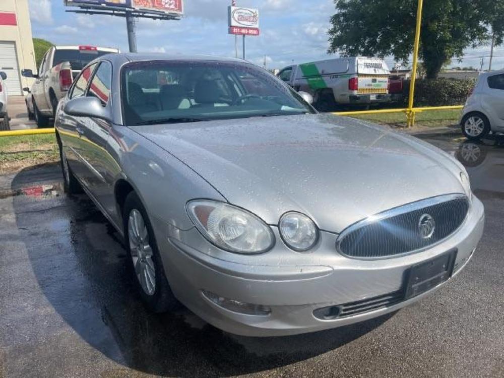 2007 SILVER Buick LaCrosse CXS (2G4WE587X71) with an 3.6L V6 DOHC 24V engine, 4-Speed Automatic transmission, located at 2715 W Pioneer Pkwy, Arlington, TX, 76013, (817) 265-9009, 32.710262, -97.153236 - Photo #4