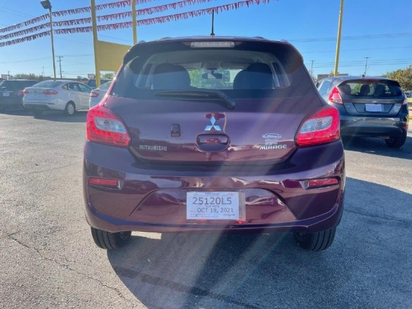 2018 MAROON Mitsubishi Mirage ES CVT (ML32A3HJ0JH) with an 1.2L L3 DOHC engine, Continuously Variabl transmission, located at 2715 W Pioneer Pkwy, Arlington, TX, 76013, (817) 265-9009, 32.710262, -97.153236- Photo#7
