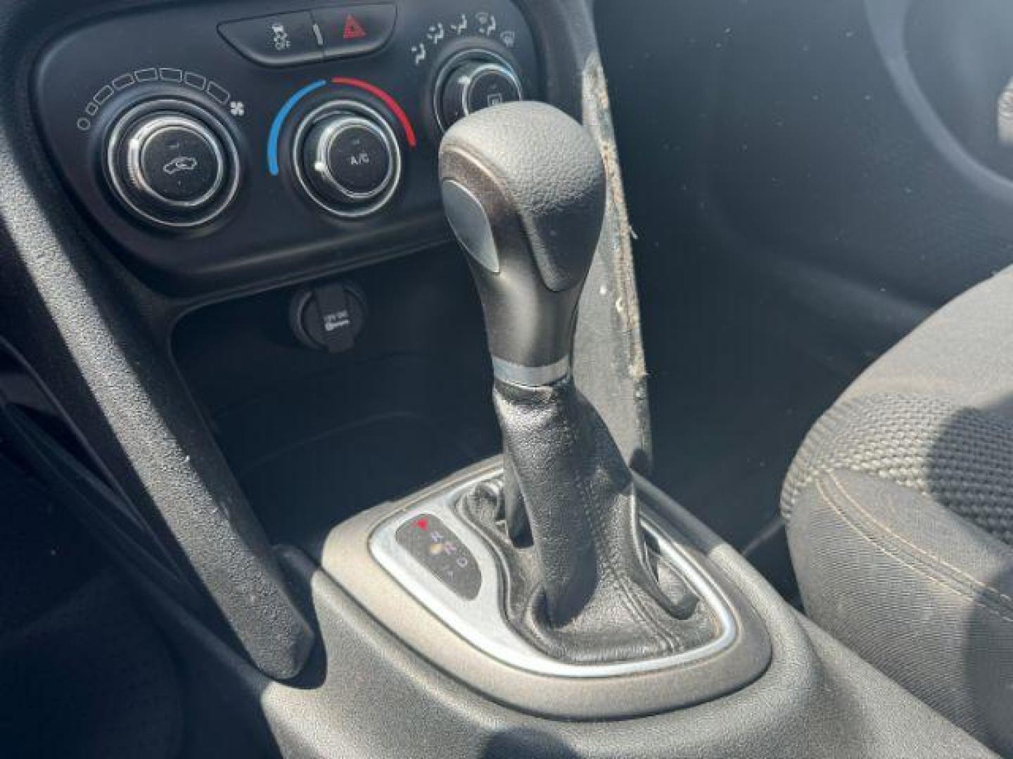 2016 WHITE Dodge Dart SXT (1C3CDFBBXGD) with an 2.4L L4 DOHC 16V engine, located at 2715 W Pioneer Pkwy, Arlington, TX, 76013, (817) 265-9009, 32.710262, -97.153236 - Photo#15