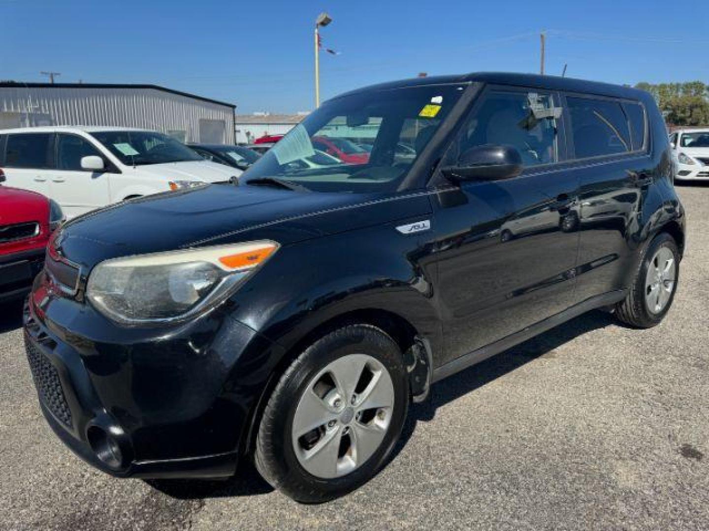 2015 BLACK Kia Soul Base (KNDJN2A27F7) with an 1.6L L4 DOHC 16V engine, located at 2715 W Pioneer Pkwy, Arlington, TX, 76013, (817) 265-9009, 32.710262, -97.153236 - Photo#3