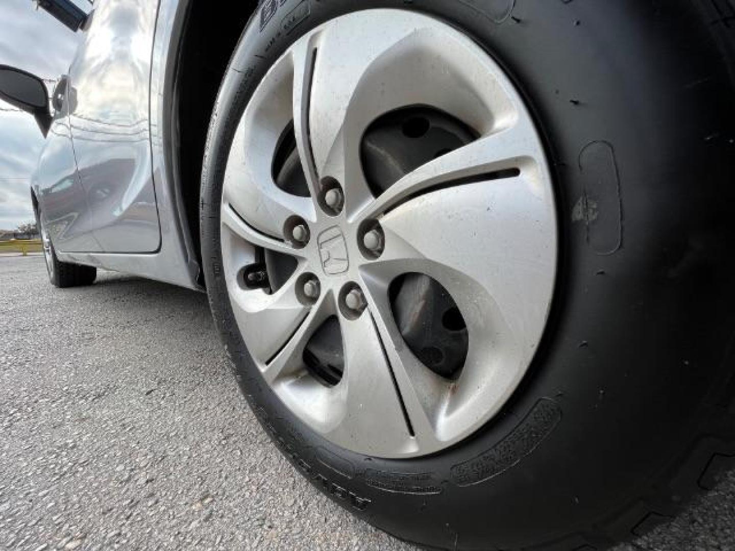 2013 SILVER Honda Civic LX Sedan 5-Speed AT (2HGFB2F59DH) with an 1.8L L4 SOHC 16V engine, 5-Speed Automatic transmission, located at 2715 W Pioneer Pkwy, Arlington, TX, 76013, (817) 265-9009, 32.710262, -97.153236 - Photo#9