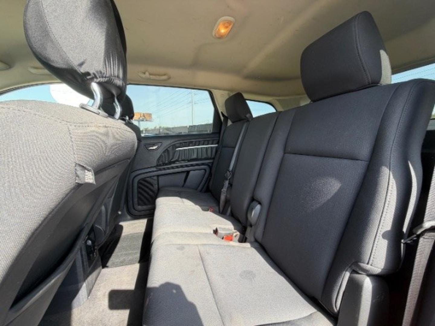 2010 Red Dodge Journey SXT (3D4PG5FV6AT) with an 3.5L V6 SOHC 24V engine, 6-Speed Automatic transmission, located at 2715 W Pioneer Pkwy, Arlington, TX, 76013, (817) 265-9009, 32.710262, -97.153236- Photo#11