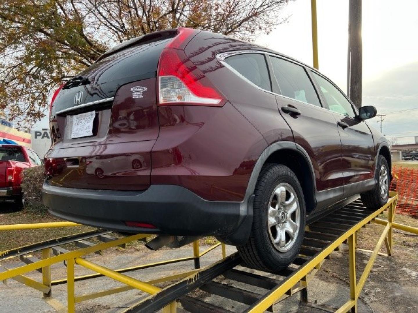 2012 MAROON Honda CR-V LX 2WD 5-Speed AT (5J6RM3H31CL) with an 2.4L L4 DOHC 16V engine, 5-Speed Automatic transmission, located at 2715 W Pioneer Pkwy, Arlington, TX, 76013, (817) 265-9009, 32.710262, -97.153236- Photo#3
