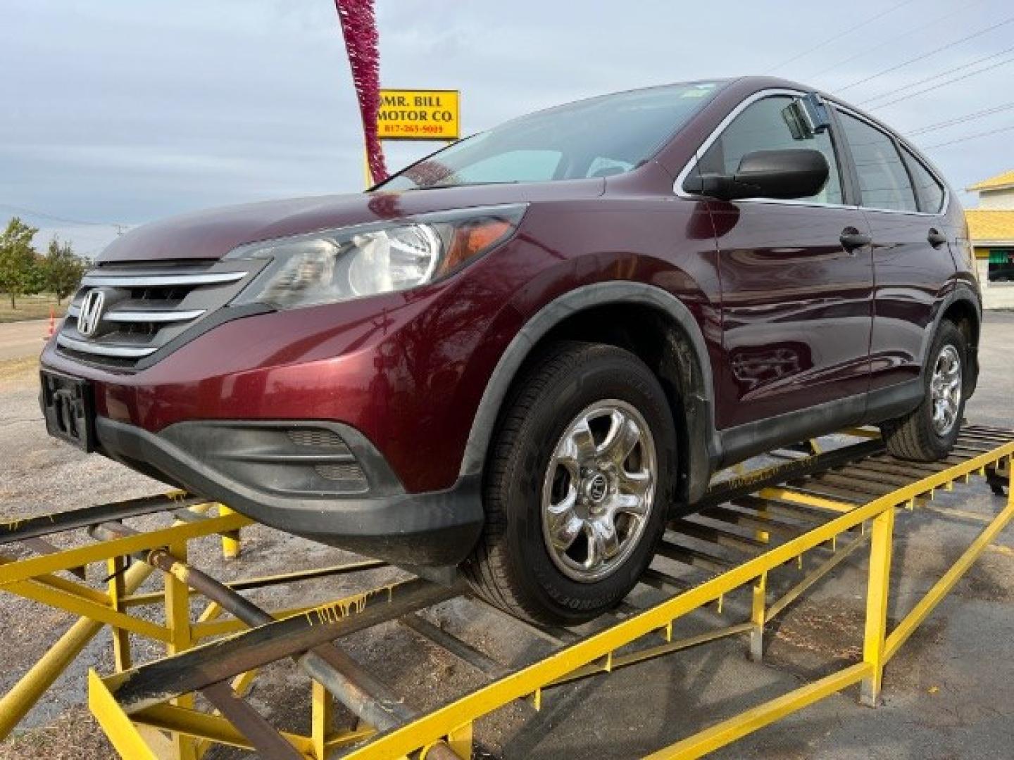 2012 MAROON Honda CR-V LX 2WD 5-Speed AT (5J6RM3H31CL) with an 2.4L L4 DOHC 16V engine, 5-Speed Automatic transmission, located at 2715 W Pioneer Pkwy, Arlington, TX, 76013, (817) 265-9009, 32.710262, -97.153236- Photo#12