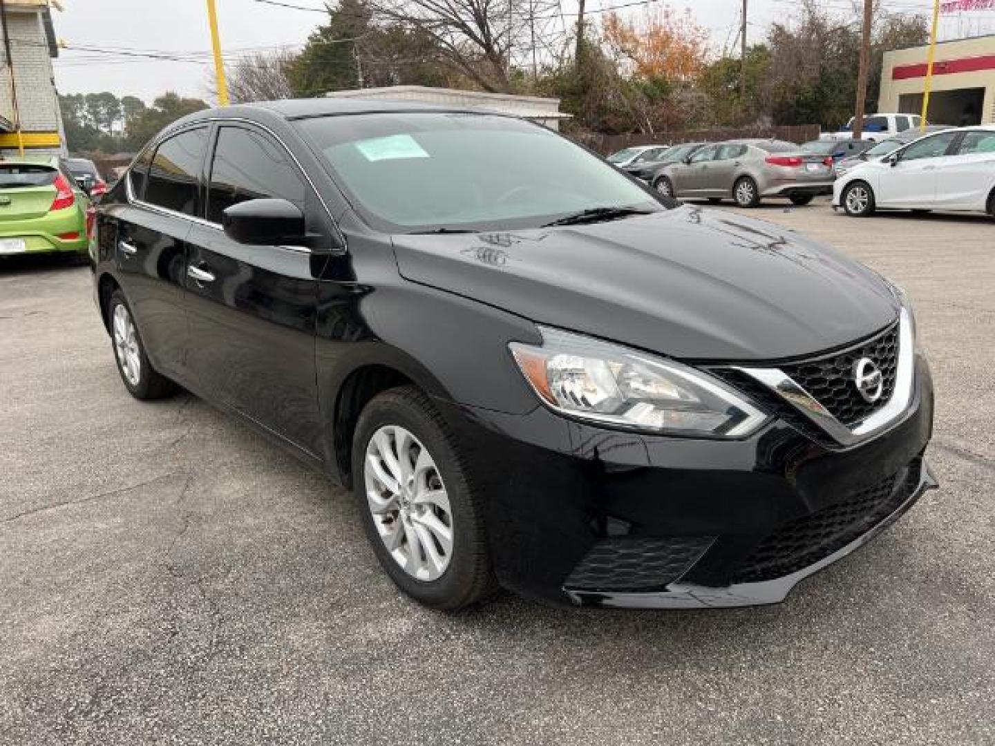 2018 BLACK Nissan Sentra SV (3N1AB7AP4JL) with an 1.8L L4 SFI DOHC 16 engine, Continuously Variabl transmission, located at 2715 W Pioneer Pkwy, Arlington, TX, 76013, (817) 265-9009, 32.710262, -97.153236 - Photo#6