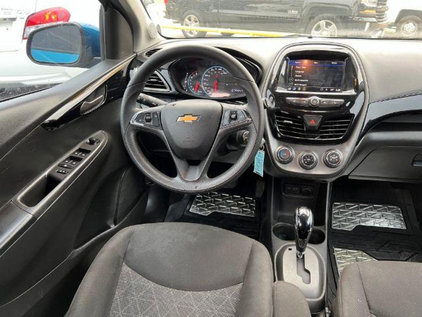 2019 BLUE Chevrolet Spark 1LT CVT (KL8CD6SA9KC) with an 1.4L L4 16V DOHC engine, Continuously Variabl transmission, located at 2715 W Pioneer Pkwy, Arlington, TX, 76013, (817) 265-9009, 32.710262, -97.153236 - Photo#12