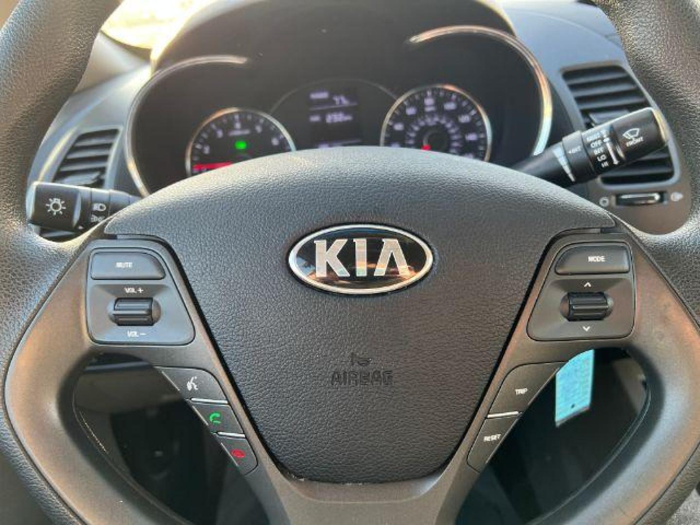 2016 SILVER Kia Forte LX w/Popular Package (KNAFK4A65G5) with an 1.8L L4 DOHC 16V engine, located at 2715 W Pioneer Pkwy, Arlington, TX, 76013, (817) 265-9009, 32.710262, -97.153236 - Photo#17