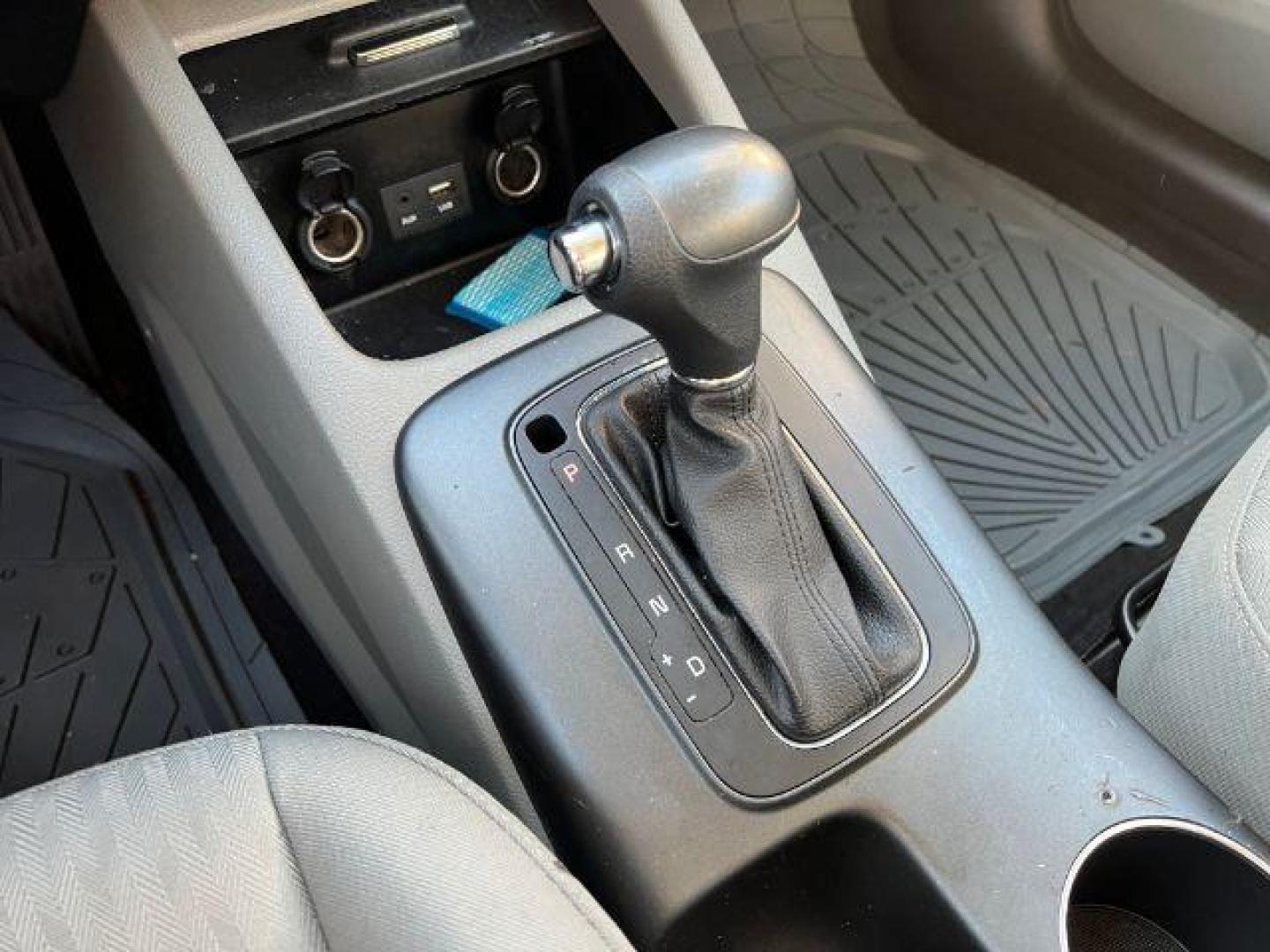 2016 SILVER Kia Forte LX w/Popular Package (KNAFK4A65G5) with an 1.8L L4 DOHC 16V engine, located at 2715 W Pioneer Pkwy, Arlington, TX, 76013, (817) 265-9009, 32.710262, -97.153236 - Photo#15