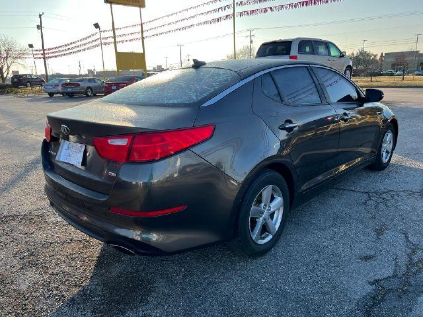 2014 GRAY Kia Optima LX (5XXGM4A76EG) with an 2.4L L4 DOHC 16V engine, 6-Speed Automatic transmission, located at 2715 W Pioneer Pkwy, Arlington, TX, 76013, (817) 265-9009, 32.710262, -97.153236 - Photo#6