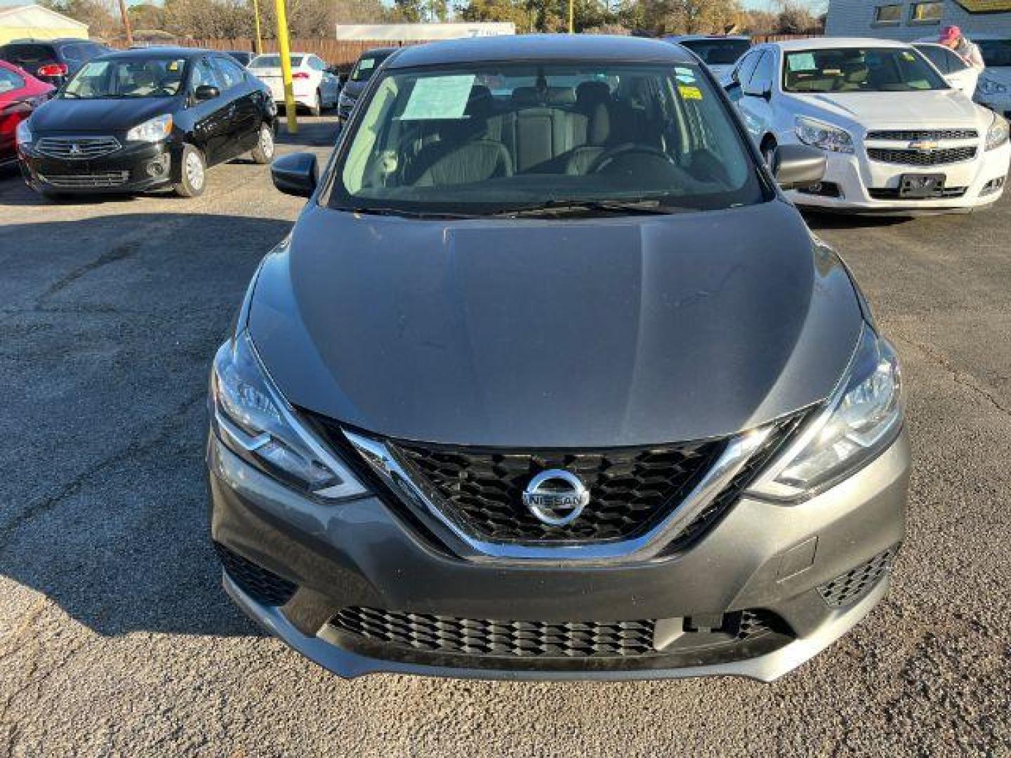 2019 GRAY Nissan Sentra SV (3N1AB7AP1KL) with an 1.8L L4 SFI DOHC 16 engine, Continuously Variabl transmission, located at 2715 W Pioneer Pkwy, Arlington, TX, 76013, (817) 265-9009, 32.710262, -97.153236 - Photo#3
