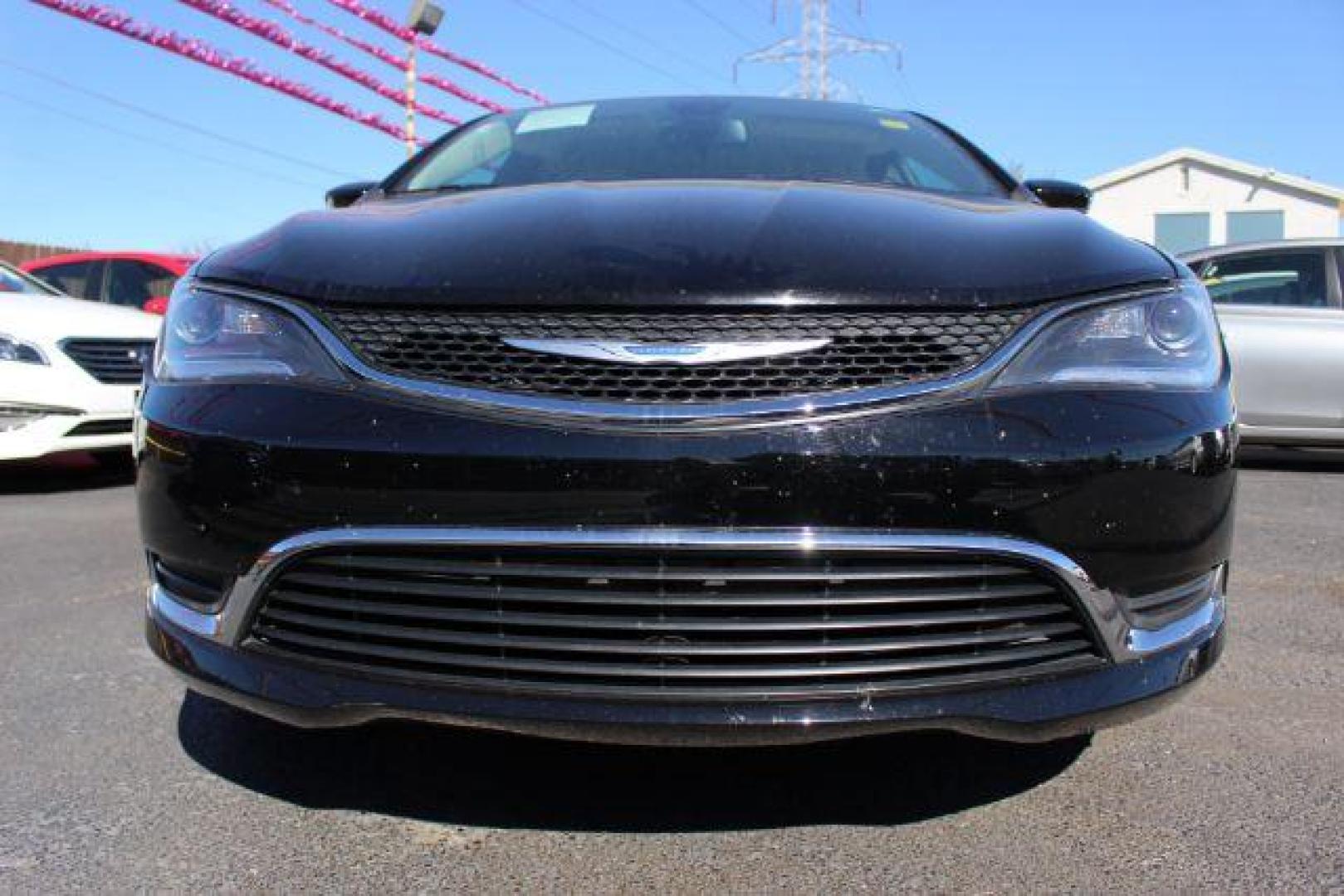 2015 BLACK Chrysler 200 Limited (1C3CCCAG6FN) with an 3.6L V6 DOHC 24V FFV engine, 9-Speed Automatic transmission, located at 2715 W Pioneer Pkwy, Arlington, TX, 76013, (817) 265-9009, 32.710262, -97.153236 - Photo#2