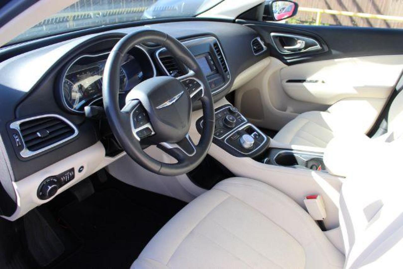2015 BLACK Chrysler 200 Limited (1C3CCCAG6FN) with an 3.6L V6 DOHC 24V FFV engine, 9-Speed Automatic transmission, located at 2715 W Pioneer Pkwy, Arlington, TX, 76013, (817) 265-9009, 32.710262, -97.153236 - Photo#13