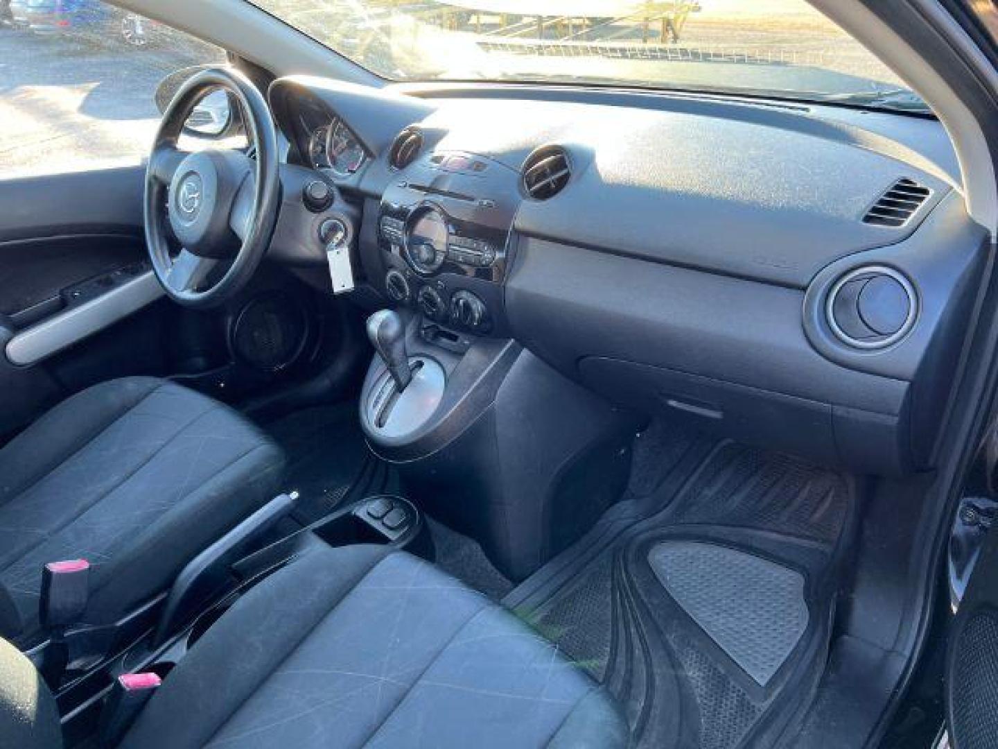 2014 BLACK Mazda MAZDA2 Sport AT (JM1DE1KZ9E0) with an 1.5L L4 DOHC 16V engine, 4-Speed Automatic transmission, located at 2715 W Pioneer Pkwy, Arlington, TX, 76013, (817) 265-9009, 32.710262, -97.153236 - Photo#13
