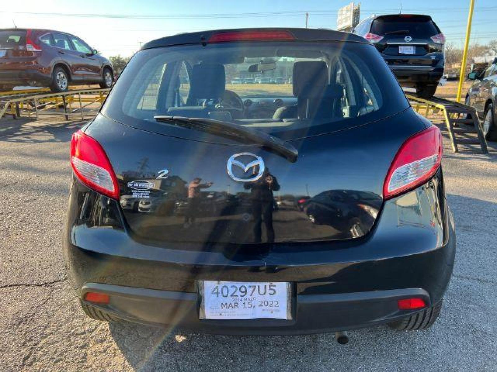 2014 BLACK Mazda MAZDA2 Sport AT (JM1DE1KZ9E0) with an 1.5L L4 DOHC 16V engine, 4-Speed Automatic transmission, located at 2715 W Pioneer Pkwy, Arlington, TX, 76013, (817) 265-9009, 32.710262, -97.153236 - Photo #6