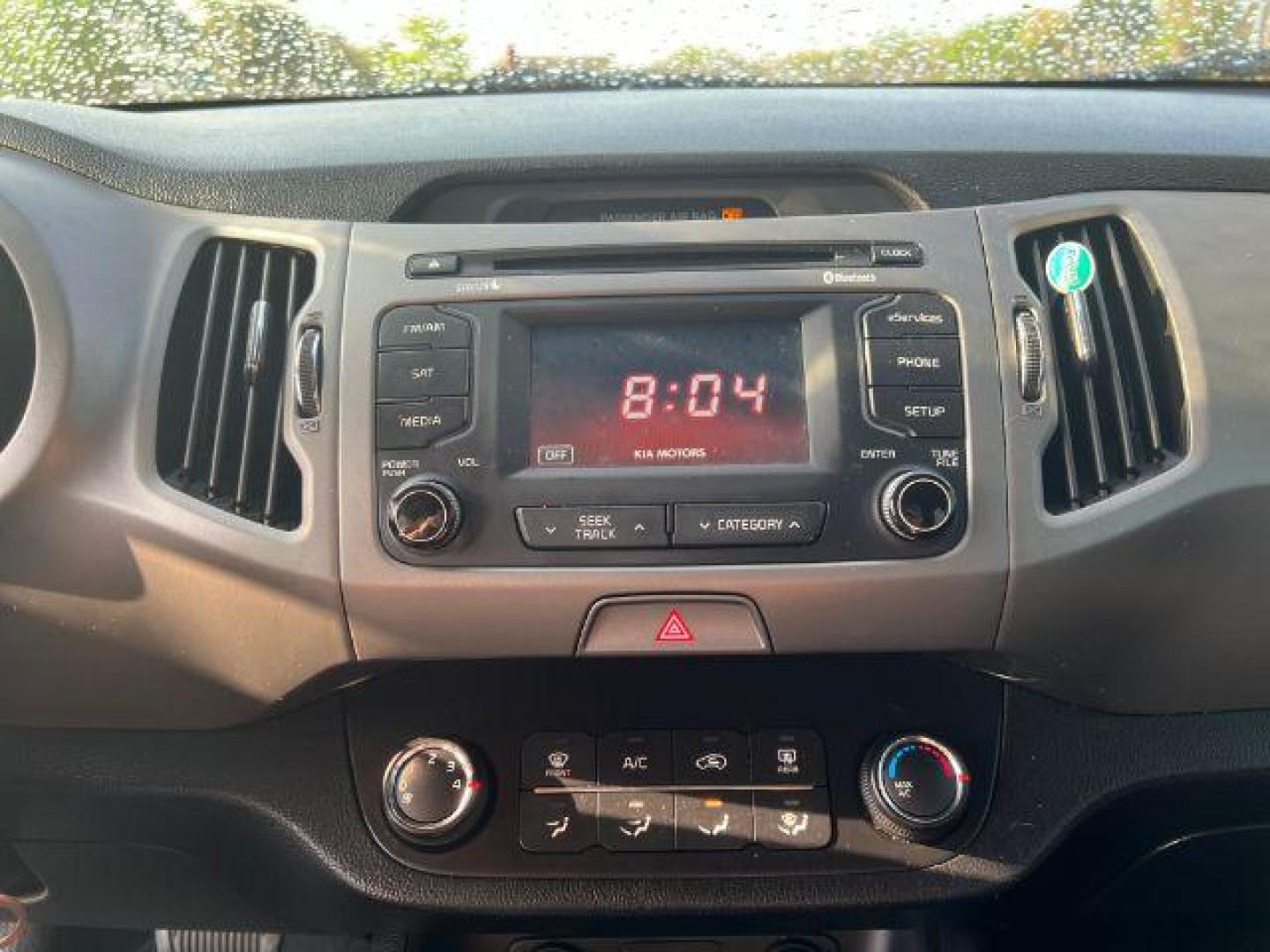 2014 SILVER Kia SPT LX FWD (KNDPB3ACXE7) with an 2.4L V6 DOHC 24V engine, 6-Speed Automatic transmission, located at 2715 W Pioneer Pkwy, Arlington, TX, 76013, (817) 265-9009, 32.710262, -97.153236 - Photo#16