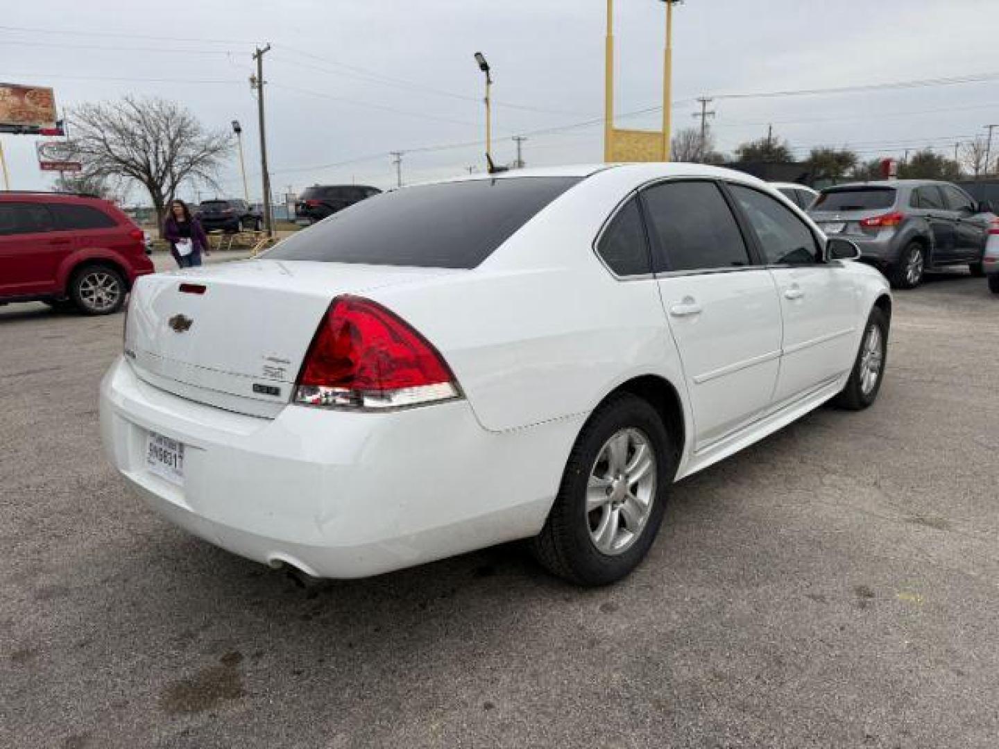 2012 White Chevrolet Impala LS (2G1WA5E35C1) with an 3.6L V6 DOHC 16V FFV engine, 6-Speed Automatic transmission, located at 2715 W Pioneer Pkwy, Arlington, TX, 76013, (817) 265-9009, 32.710262, -97.153236 - Photo#6