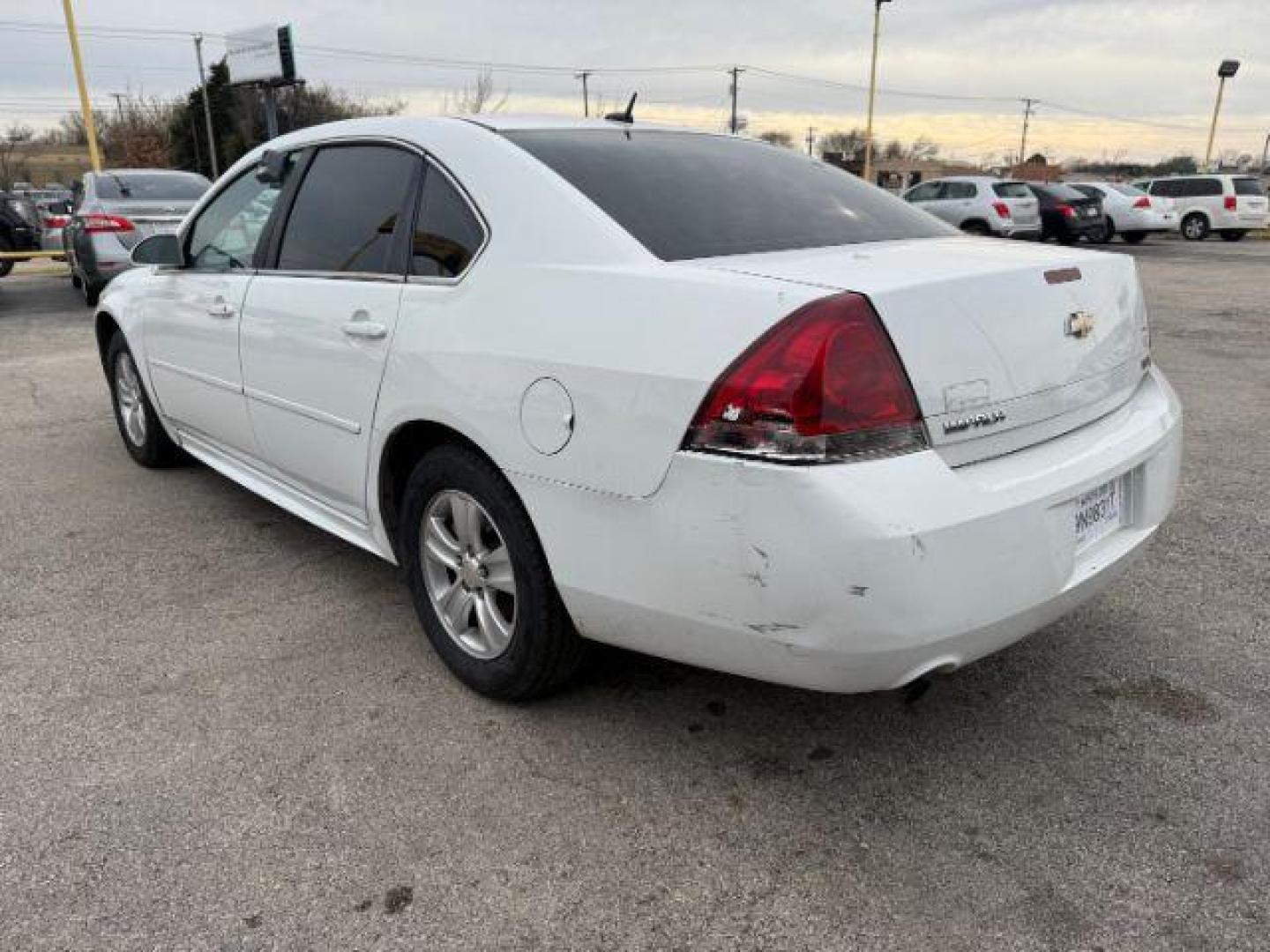 2012 White Chevrolet Impala LS (2G1WA5E35C1) with an 3.6L V6 DOHC 16V FFV engine, 6-Speed Automatic transmission, located at 2715 W Pioneer Pkwy, Arlington, TX, 76013, (817) 265-9009, 32.710262, -97.153236 - Photo#8