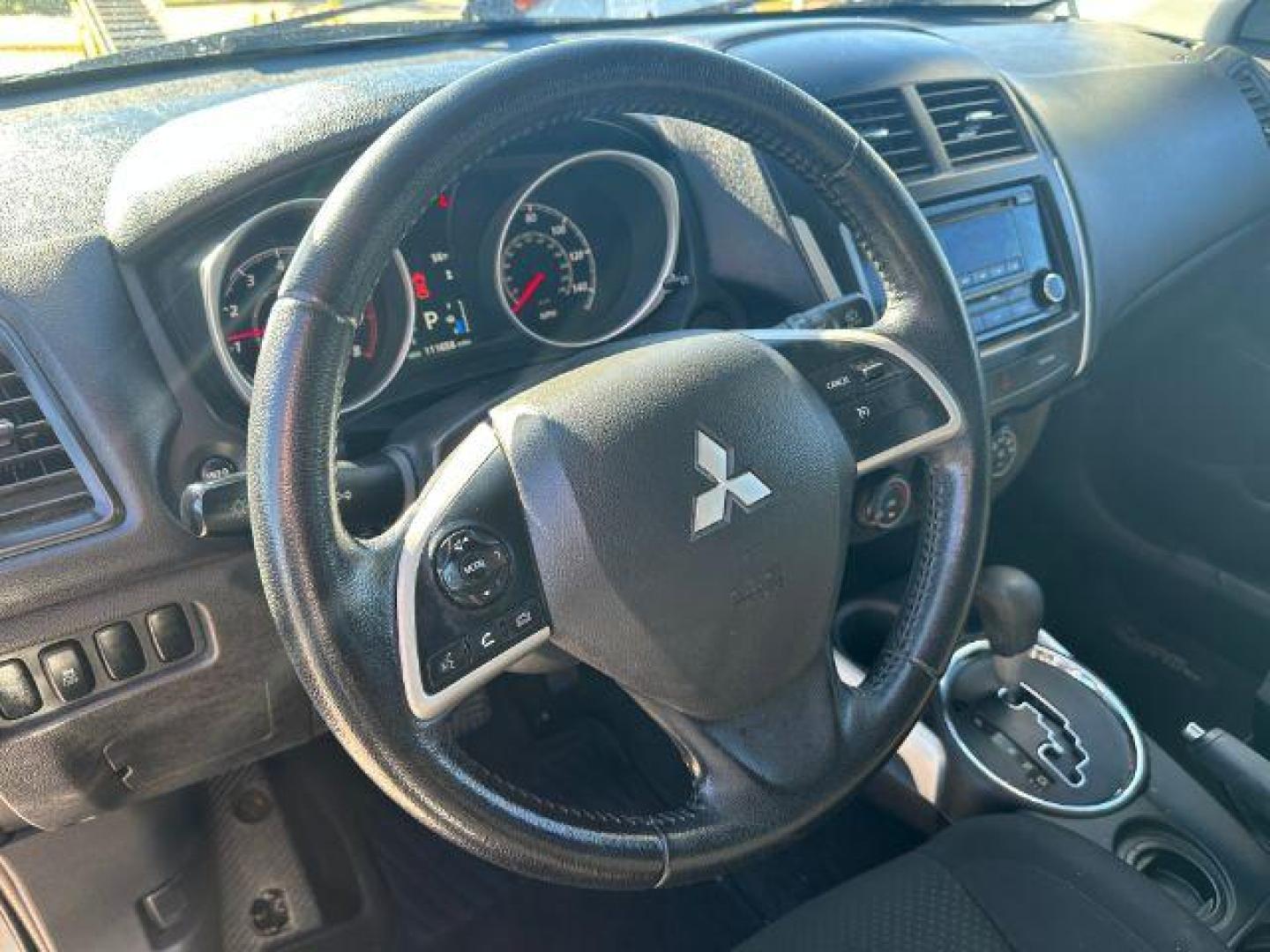 2015 SILVER Mitsubishi Outlander Sport ES 2WD (4A4AP3AU6FE) with an 2.0L L4 DOHC 16V engine, Continuously Variabl transmission, located at 2715 W Pioneer Pkwy, Arlington, TX, 76013, (817) 265-9009, 32.710262, -97.153236 - Photo#14