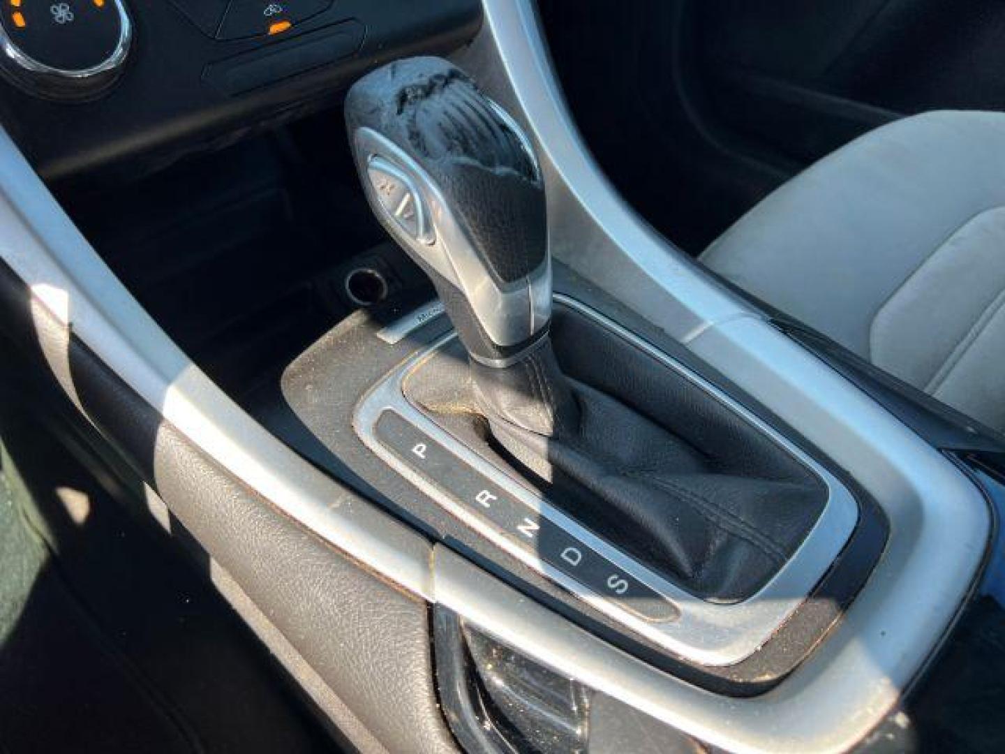 2013 BLUE Ford Fusion S (3FA6P0G76DR) with an 2.5L L4 DOHC 16V engine, located at 2715 W Pioneer Pkwy, Arlington, TX, 76013, (817) 265-9009, 32.710262, -97.153236 - Photo#15