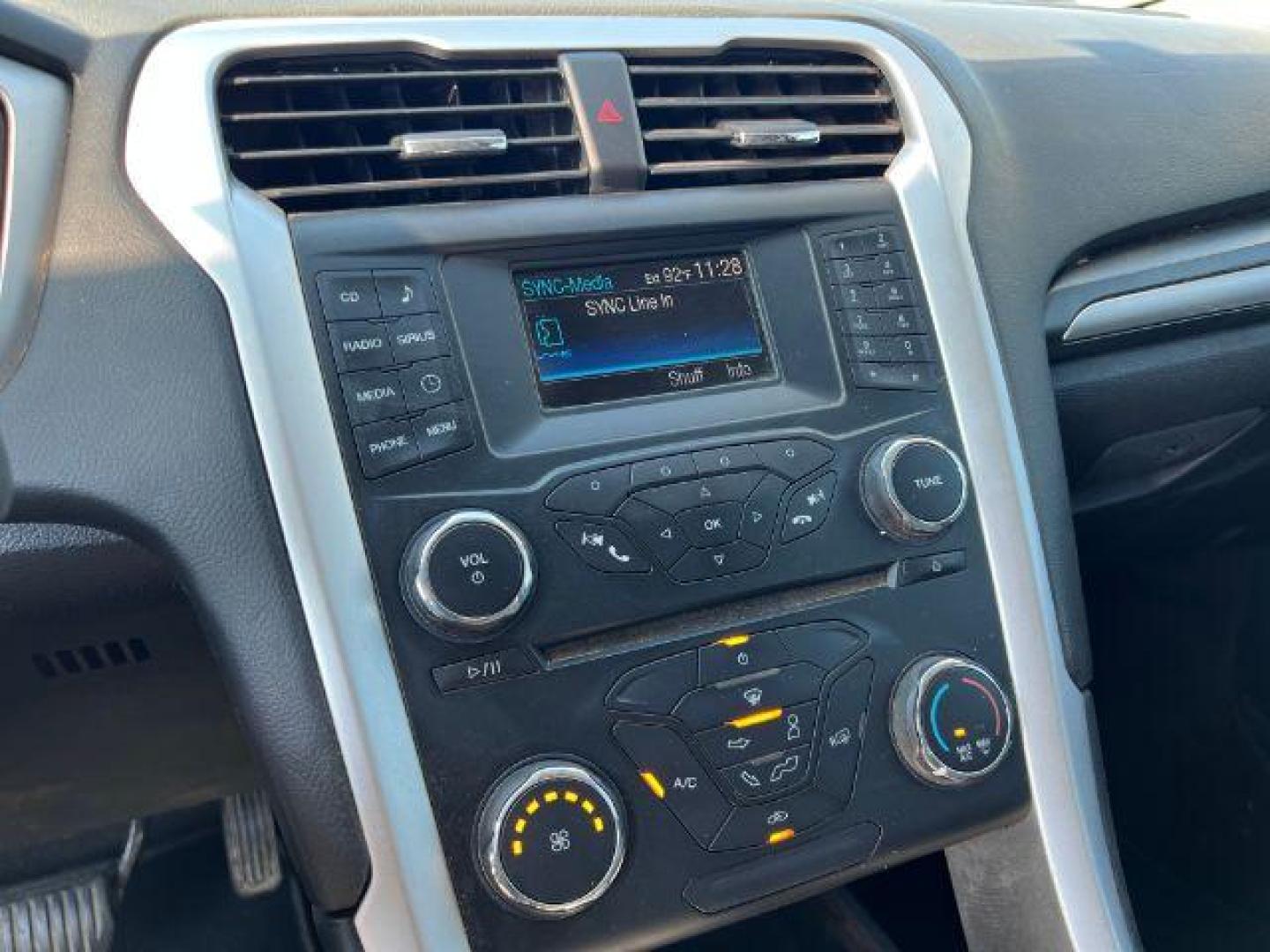 2013 BLUE Ford Fusion S (3FA6P0G76DR) with an 2.5L L4 DOHC 16V engine, located at 2715 W Pioneer Pkwy, Arlington, TX, 76013, (817) 265-9009, 32.710262, -97.153236 - Photo#16