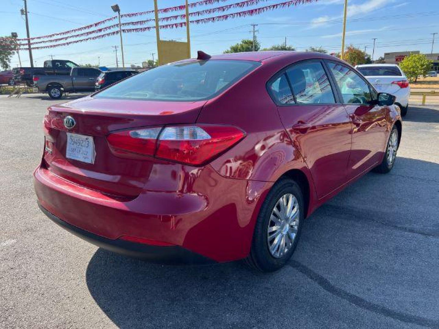 2016 RED Kia Forte LX w/Popular Package (KNAFK4A6XG5) with an 1.8L L4 DOHC 16V engine, located at 2715 W Pioneer Pkwy, Arlington, TX, 76013, (817) 265-9009, 32.710262, -97.153236 - Photo#6