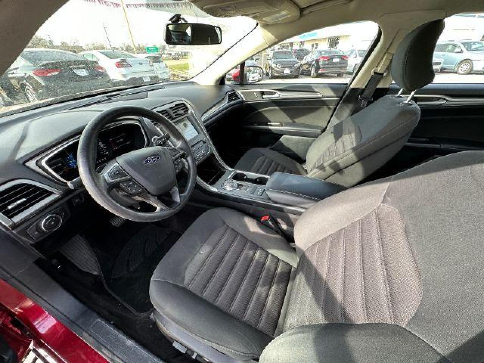 2017 RED Ford FUS SE (3FA6P0HD0HR) with an 1.5L L4 DOHC 16V engine, 6-Speed Automatic transmission, located at 2715 W Pioneer Pkwy, Arlington, TX, 76013, (817) 265-9009, 32.710262, -97.153236 - Photo #13